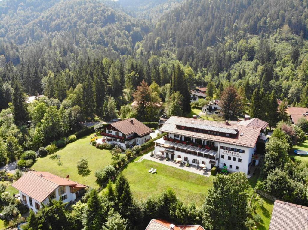 Gaestehaus Hotel Maria Theresia ชลีเอร์ซี ภายนอก รูปภาพ