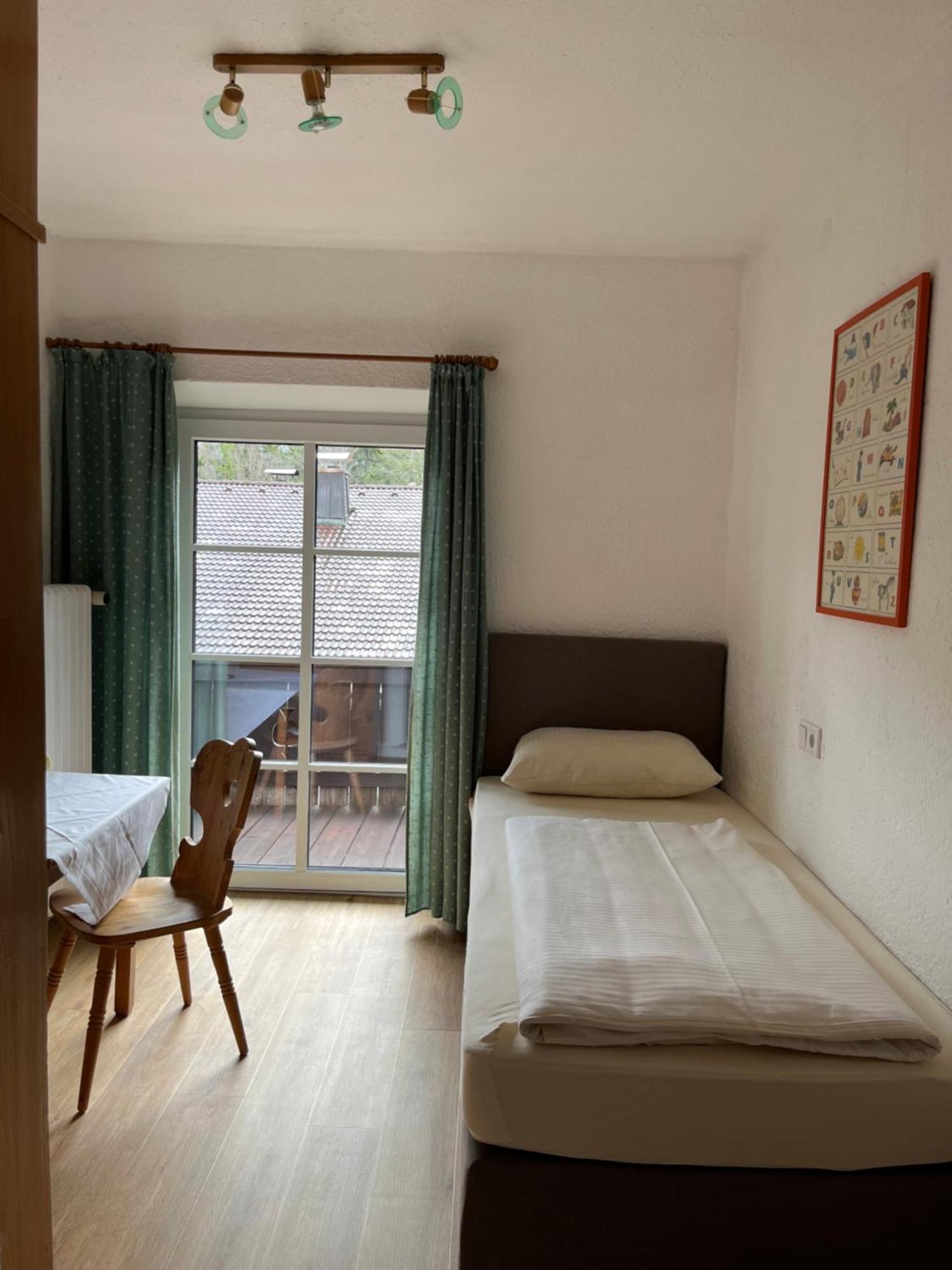 Gaestehaus Hotel Maria Theresia ชลีเอร์ซี ภายนอก รูปภาพ