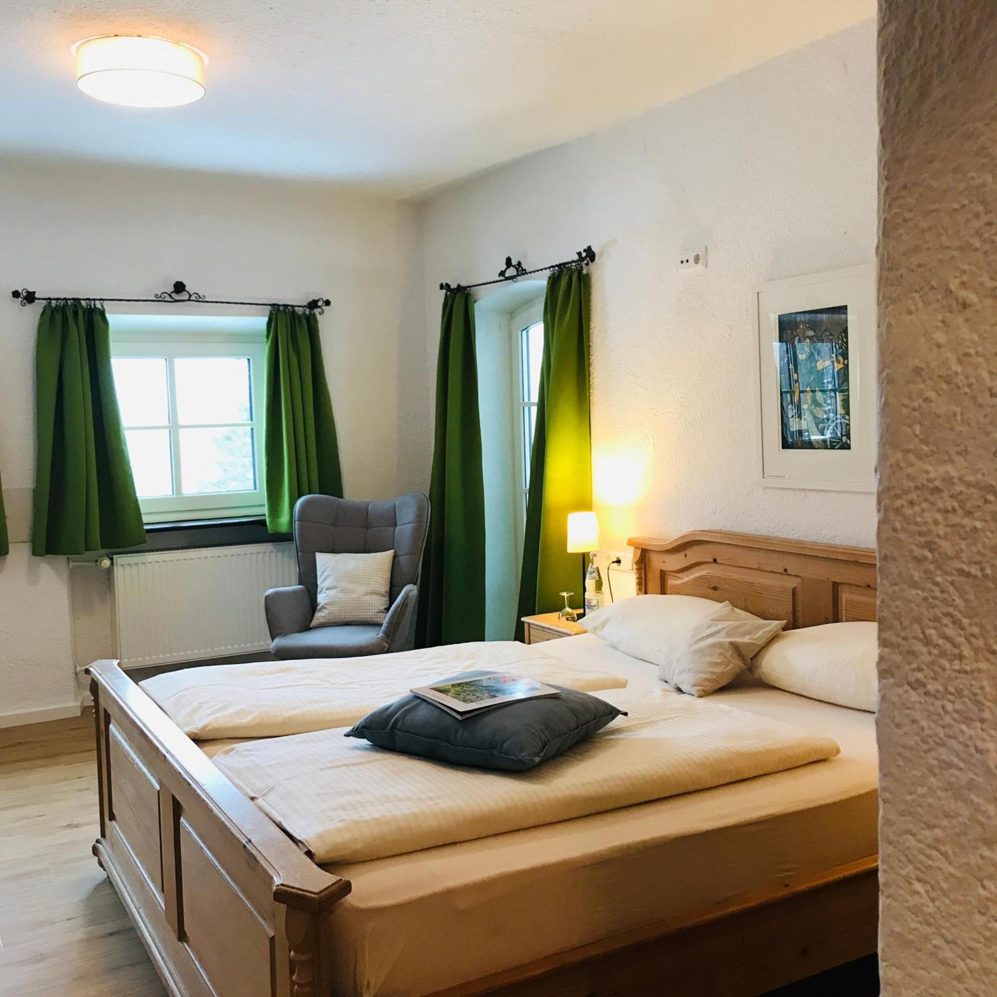 Gaestehaus Hotel Maria Theresia ชลีเอร์ซี ภายนอก รูปภาพ