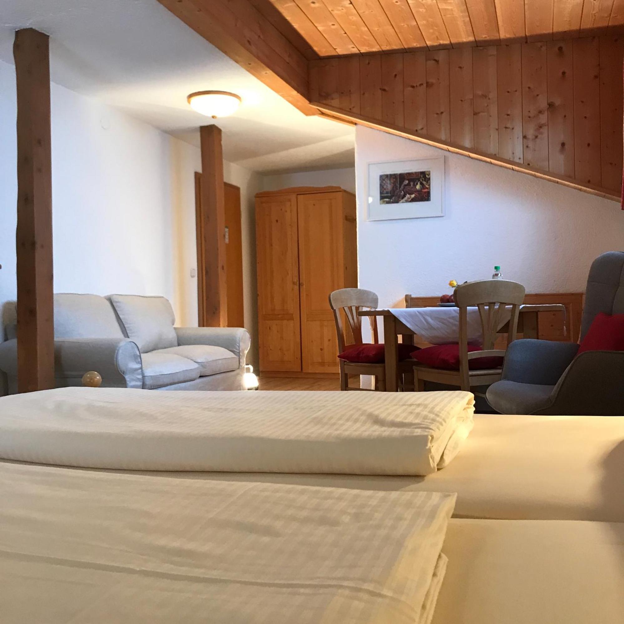 Gaestehaus Hotel Maria Theresia ชลีเอร์ซี ภายนอก รูปภาพ