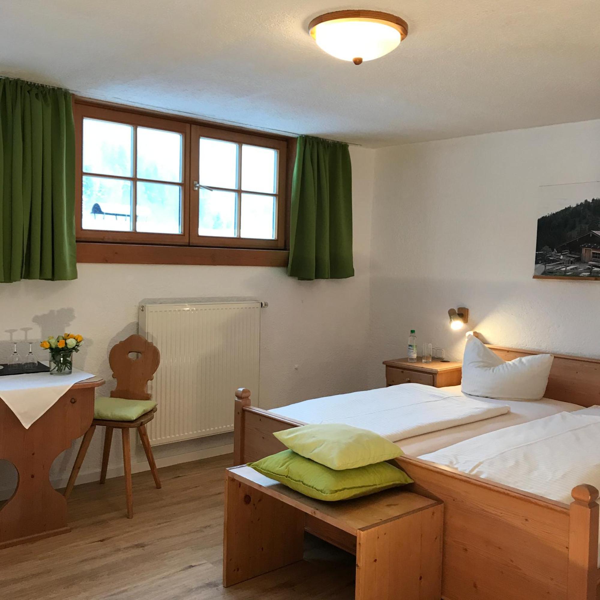 Gaestehaus Hotel Maria Theresia ชลีเอร์ซี ภายนอก รูปภาพ
